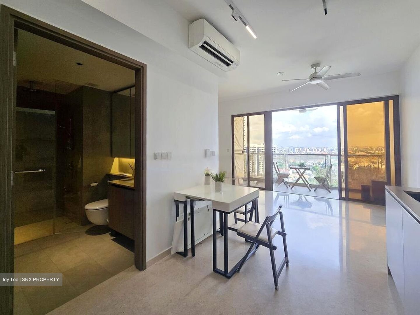 Seaside Residences (D15), Apartment #457306641
